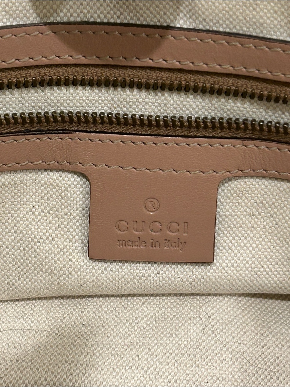 Gucci Large Guccissima Scarlett Studded Tote Bag - Picture 13 of 17